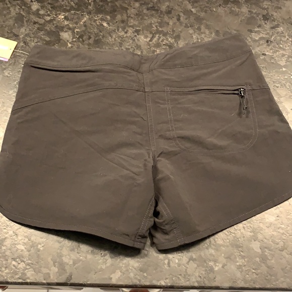 NWT Patagonia wavefarer board short - Picture 4 of 4